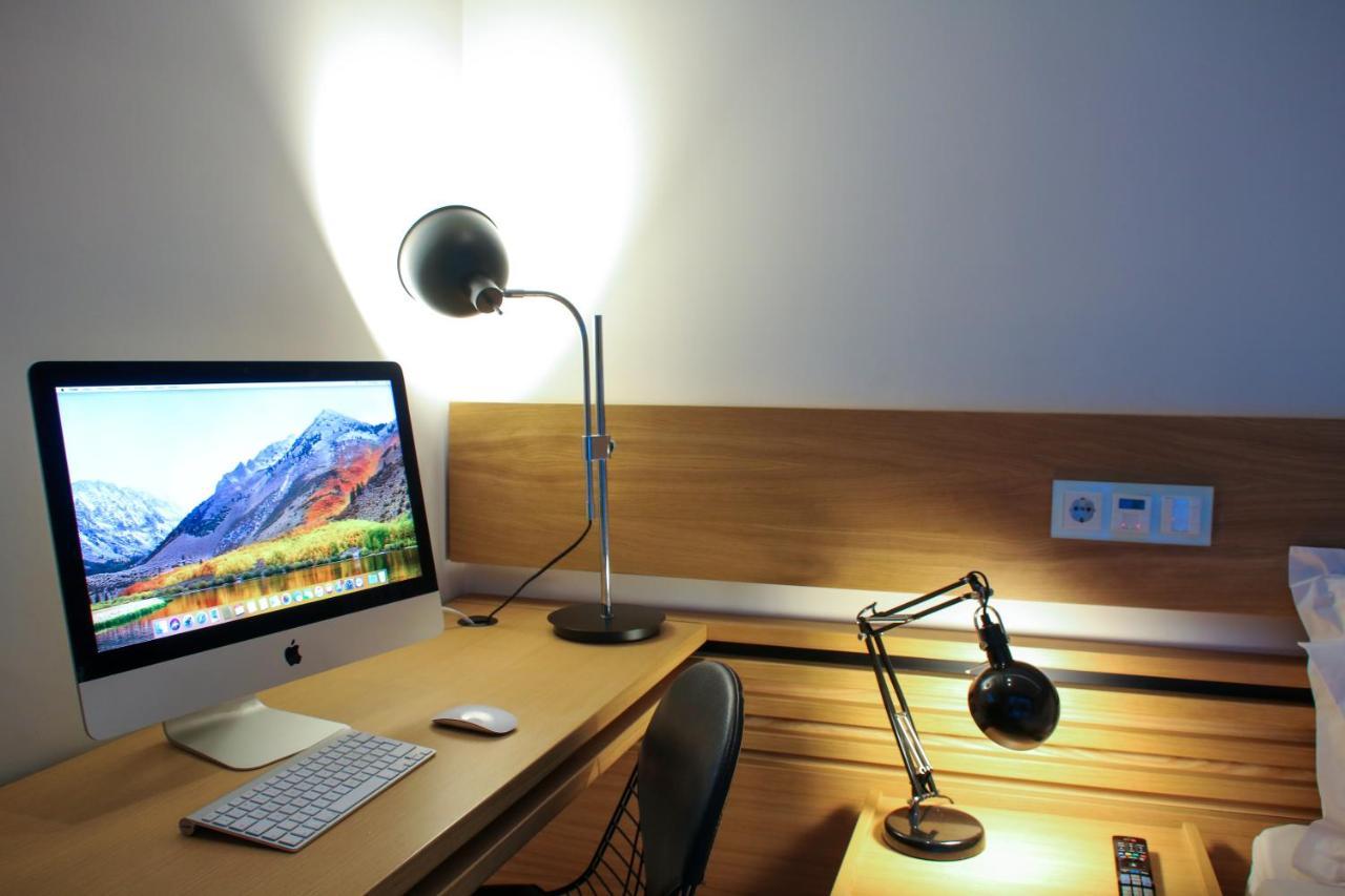Superior Central Apt|3Min To Metro|Ac|Netflix|Imac Атина Екстериор снимка