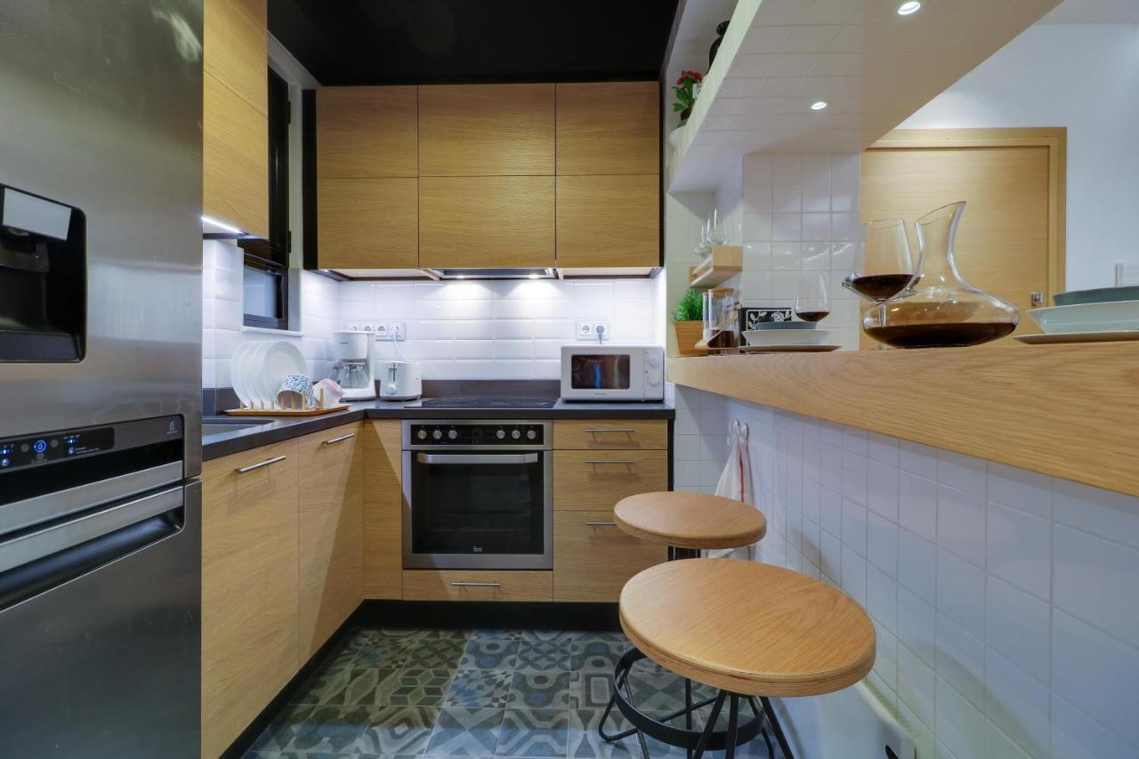 Superior Central Apt|3Min To Metro|Ac|Netflix|Imac Атина Екстериор снимка
