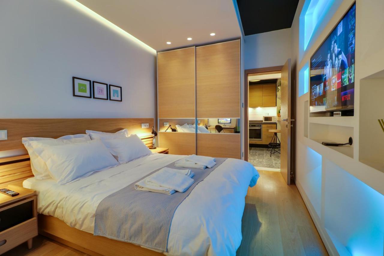 Superior Central Apt|3Min To Metro|Ac|Netflix|Imac Атина Екстериор снимка